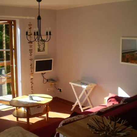 Romantisches Holzhaus * Schwerin (Mecklenburg-Vorpommern)