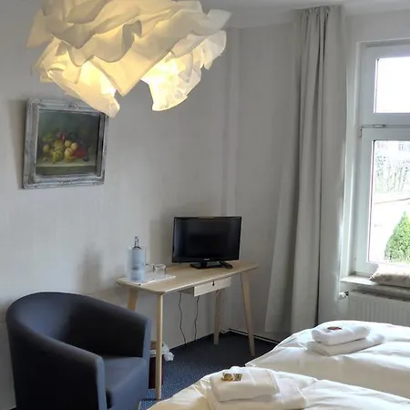 Romantisches Hotel Zur Traube Schwerin 3*